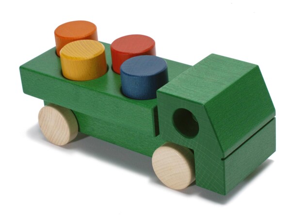 Truck with 4 blocks of wood - Image 3